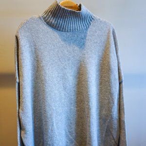 Beautiful Grey Turtle Neck Sweater Medium
